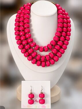 Premier Designs Hot Pink Multi-Strand Beaded Necklace with Matching Earrings